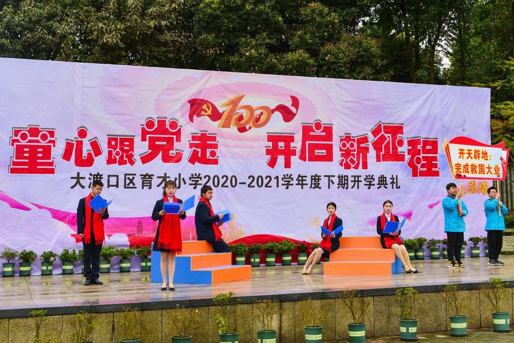 准备离婚了，夫妻一方要贷款，但是需要双方收入证明，可以给吗？游戏画面